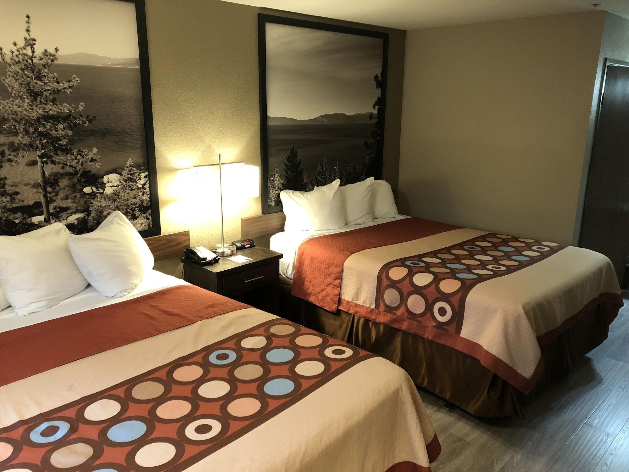 Super 8 By Wyndham Redding Hotel Luaran gambar