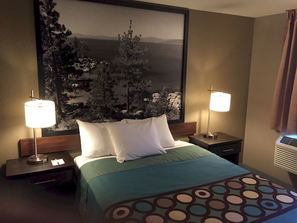 Super 8 By Wyndham Redding Hotel Luaran gambar