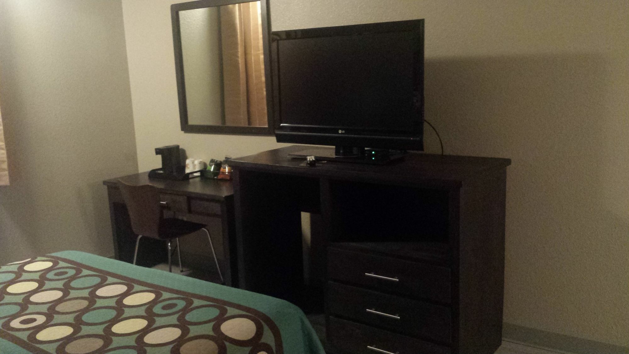 Super 8 By Wyndham Redding Hotel Luaran gambar